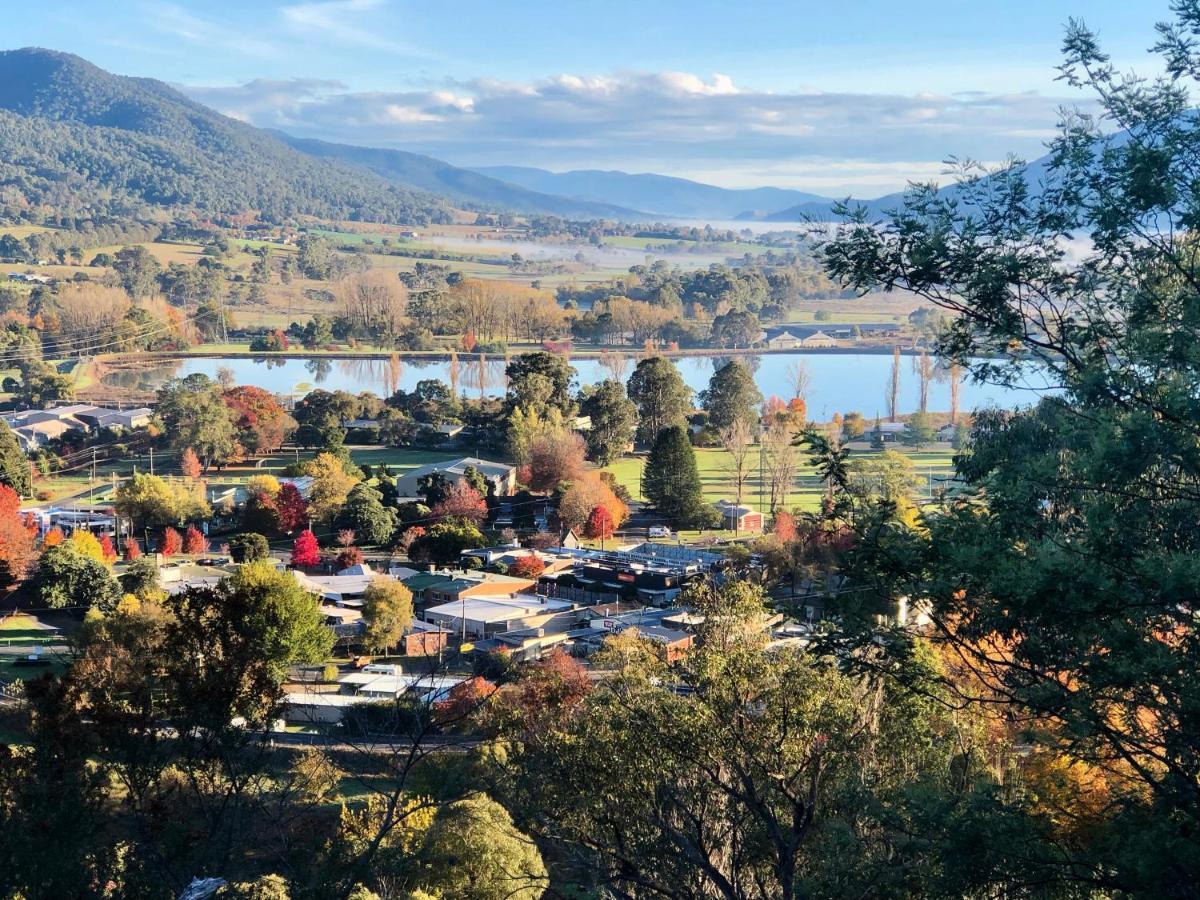 Kiewa Country Cottages Mount Beauty Exterior photo
